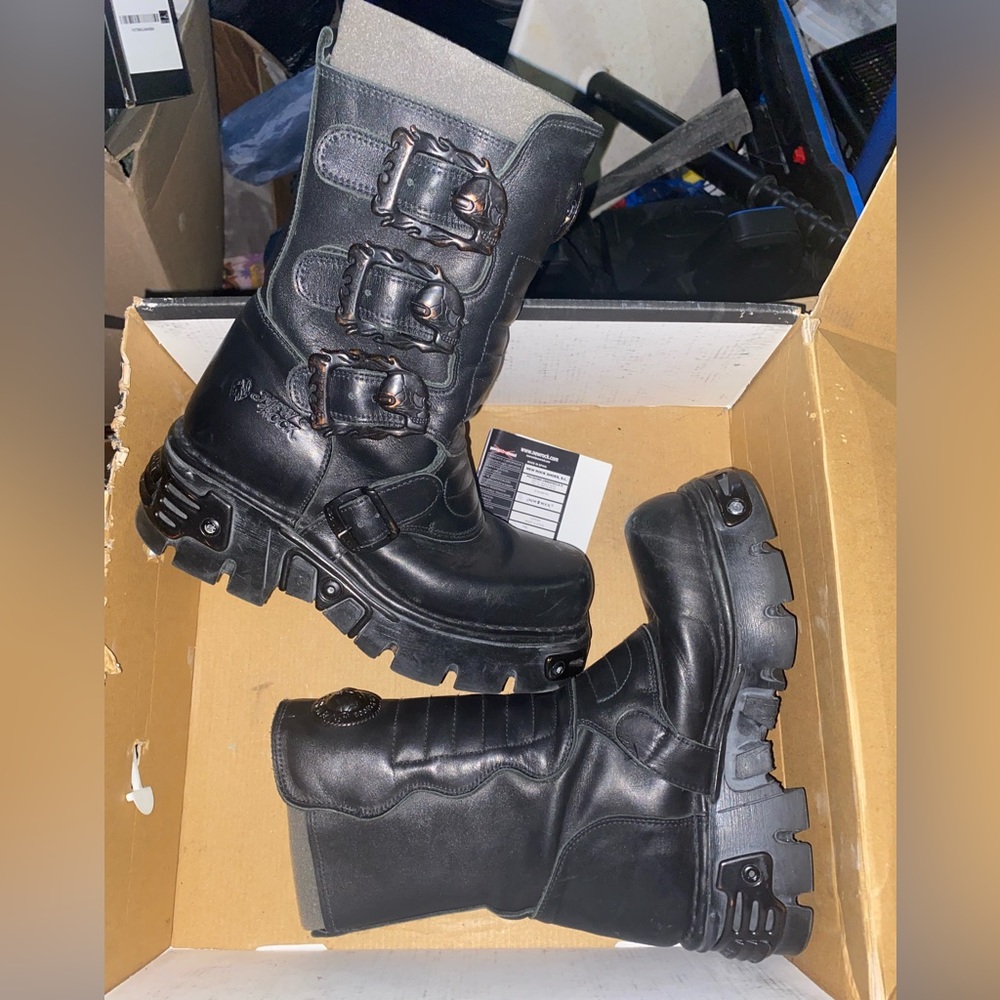 New Rock reactor Boots